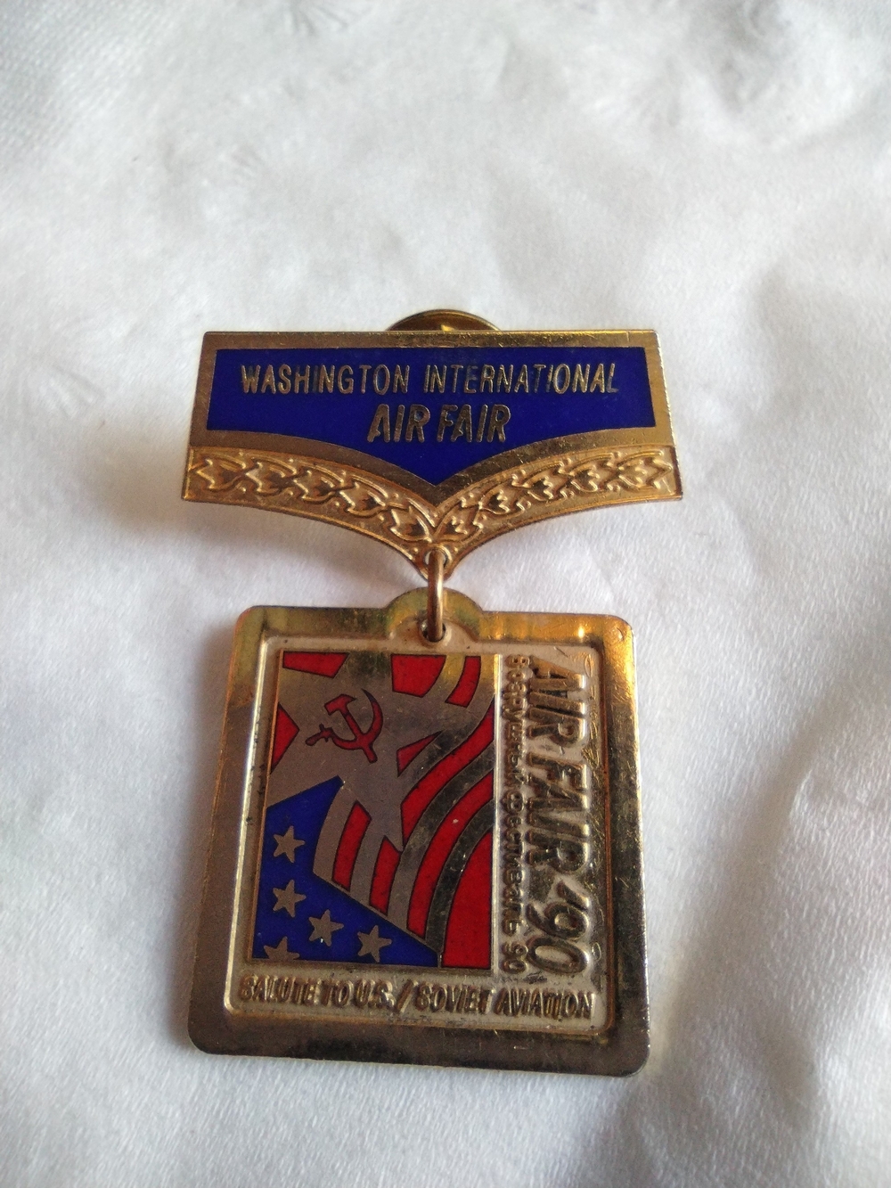 Washington International Air Fair Vintage Souvenir Enamel Pin- Blue, Red, Gold